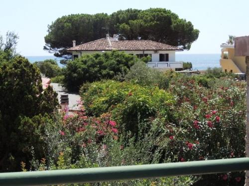 Villetta indipendente con giardino a Perd&#039;e Sali a 100m dal mare